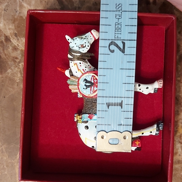 The Trail of Painted Ponies pony pin/brooch, EUC - Picture 5 of 6